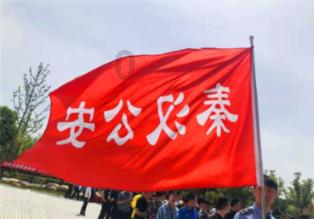 女生明明知道男生有女友了 还要追 这女生什么意思？？？游戏画面