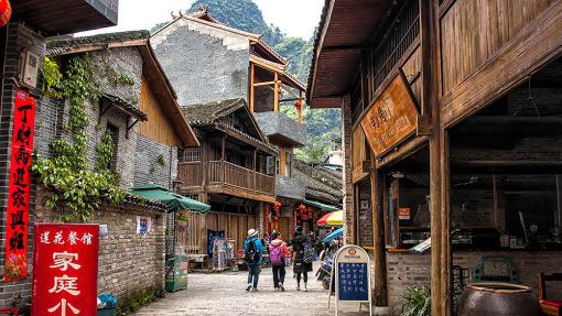 逃离违建房屋7