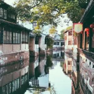 探寻奇趣答疑 『工作中突发脑溢血算不算工伤,怎样赔偿?』问答平台